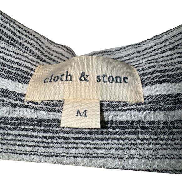 Cloth & Stone Medium Cotton Button Down Top - Picture 4 of 5